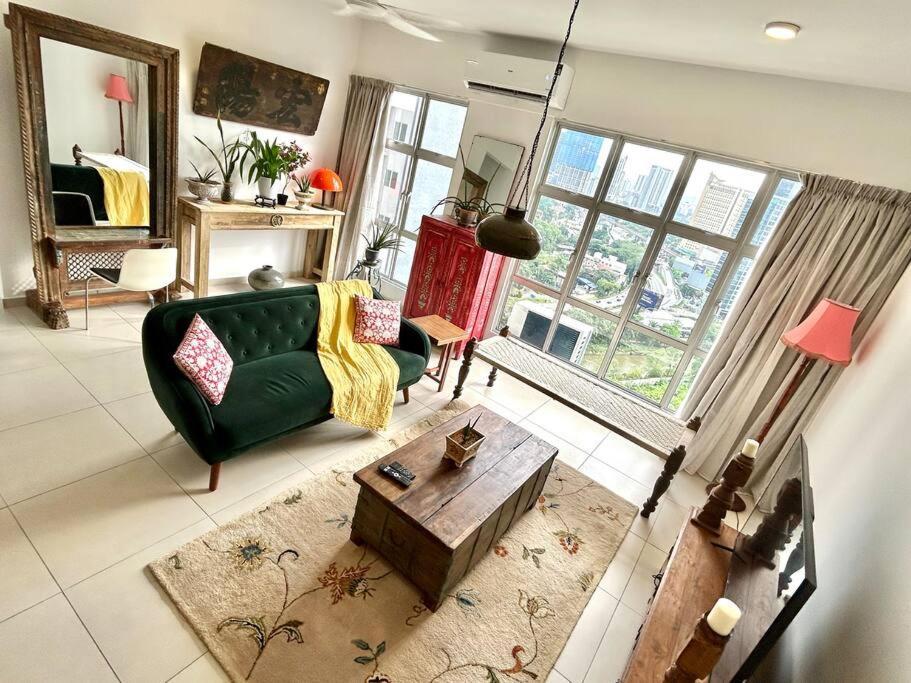3 Bedroom L21 In Kl Sentral With View Pangsapuri *
